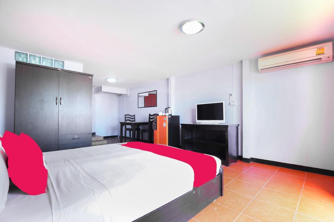 Oyo 963 Sunshine Guesthouse Pattaya Exterior foto