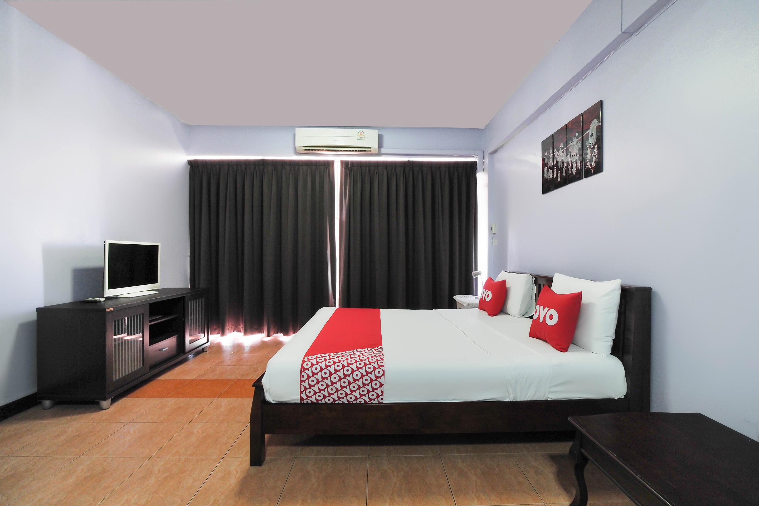 Oyo 963 Sunshine Guesthouse Pattaya Exterior foto